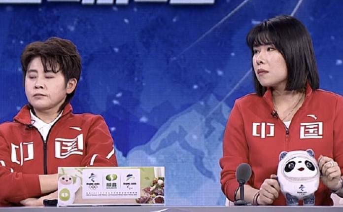 另外，吴京的回归也是影迷们的关注点——在前作中，吴京饰演的刘培强已经牺牲，在续作中要如何回归呢？据悉，电影《流浪地球2》已定档于2023年大年初一上映！张艺谋导演首部春节档电影 《狙击手》发布致敬曲《年轻人》MV，歌手张杰深情献唱，《父亲的散文诗》词作者董玉方真挚作词